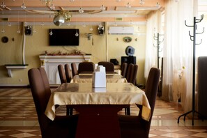 Café - Alatau Hotel (Astana)