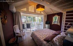 Tienda de campaña Deluxe, 1 habitación, vista al mar | Minibar, decoración personalizada y muebles diferentes