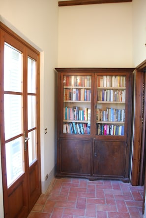 Romantic Double Room, 1 Queen Bed, Valley View | Minibar, individually decorated, individually furnished, blackout drapes