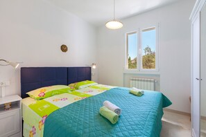 Hus - flera sovrum | Skrivbord, ljudisolering, strykjärn/strykbräda och gratis wi-fi