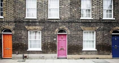 Theed Street by Onefinestay