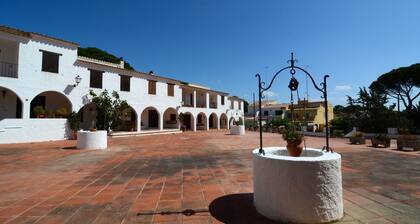 PLAÇA DELS POUS NORD