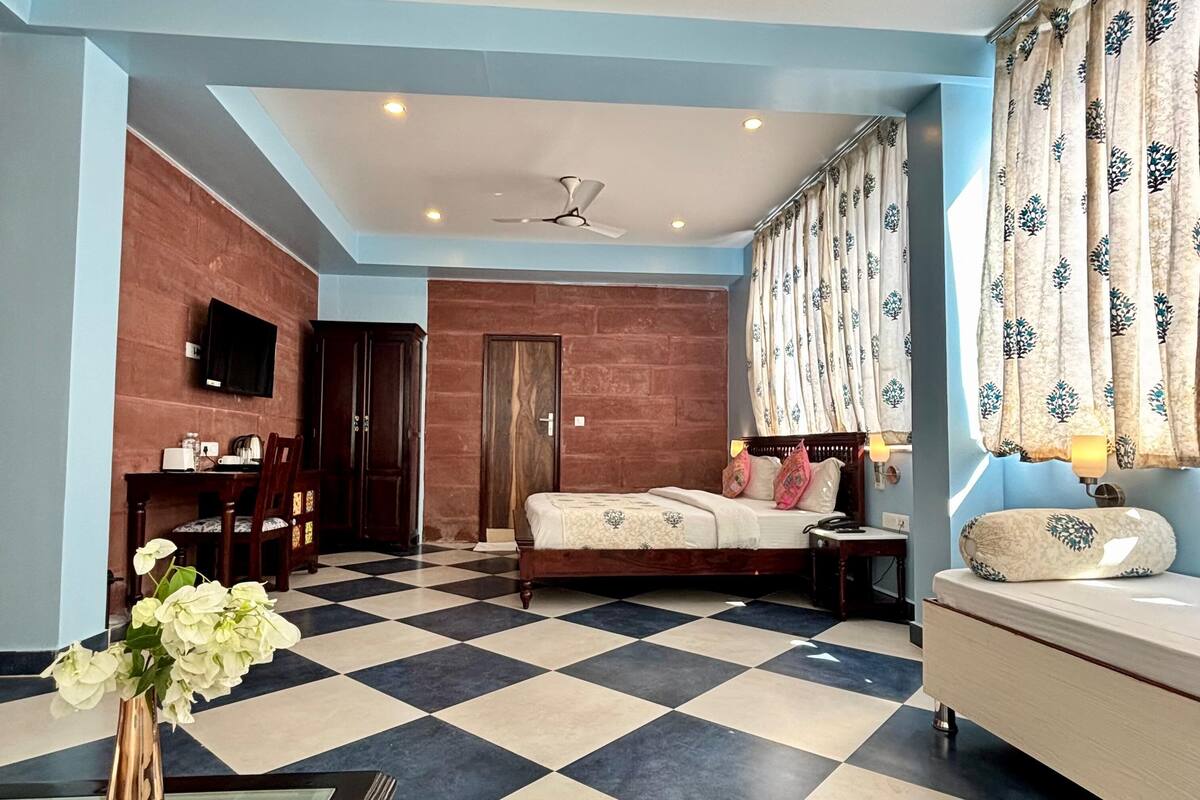 Junior Suite , King Bed ( 3rd Floor ) | Bộ trải giường bằng vải cotton Ai Cập, bộ đồ giường cao cấp 