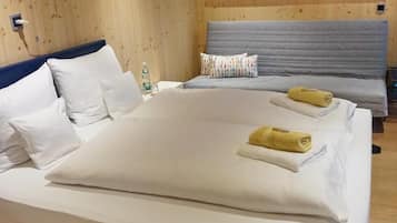 Estudio Deluxe | 1 habitación, ropa de cama de alta calidad, minibar y escritorio