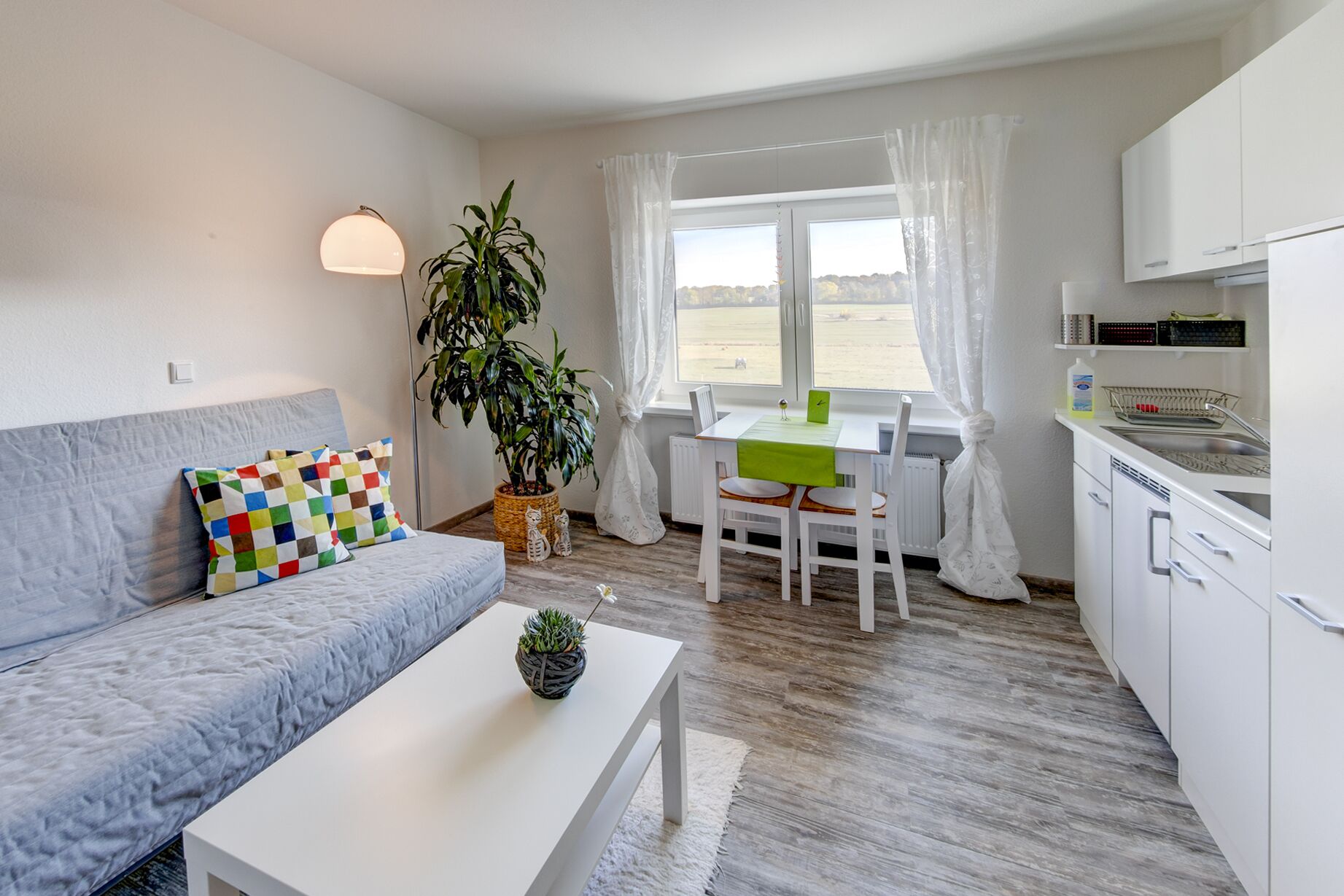 Family Double Room, Non Smoking, Kitchen | Living room | 40-inch flat-screen TV with satellite channels, TV