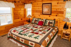 5 bedrooms, memory-foam beds, free WiFi, bed sheets