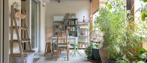 Luxury Studio, 1 Bedroom (Via dei Piatti 4) | Terrace/patio