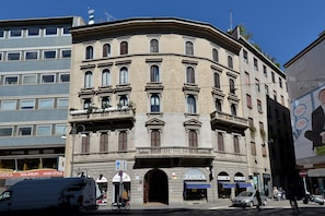 Esterni