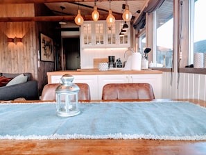 Dining - Múlakot Cosy Cabins (Borgarbyggd)