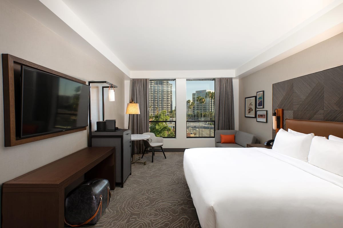Premium bedding, pillowtop beds, minibar, in-room safe