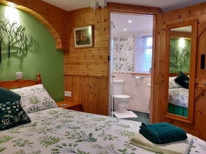 Kamar Double, ensuite (Forest Glade) | Wi-Fi gratis dan seprai linen