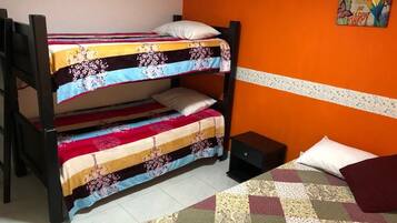Family Room | Free WiFi, bed sheets