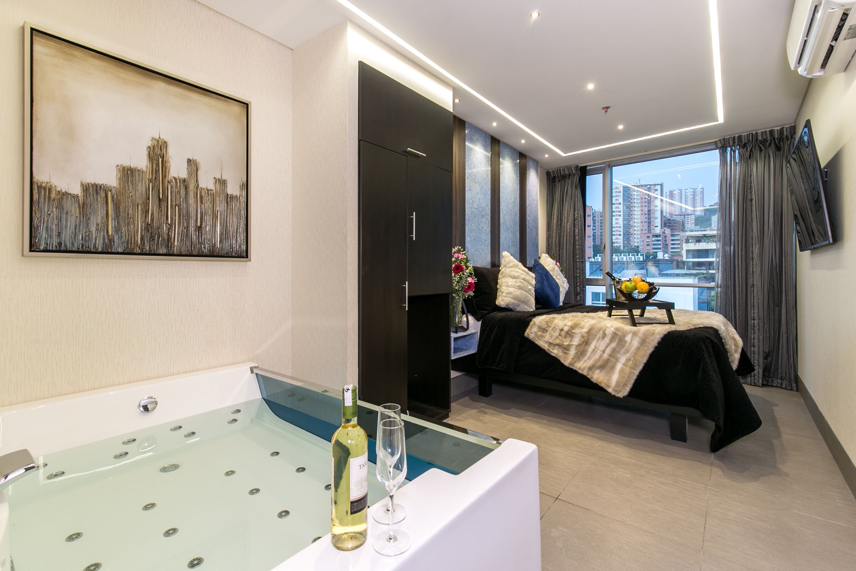 2 bedrooms, in-room safe, free WiFi