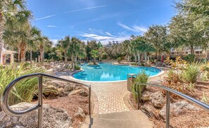 Outdoor pool - Grand Sandestin Baytowne Wharf 1 BR 2 full BA.  (Miramar beach)