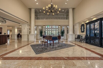 Grand Sandestin Baytowne Wharf 1 BR 2 full BA. 