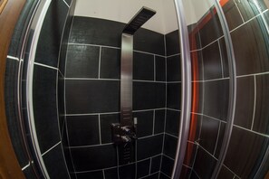Douche de la salle de bain