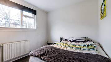 City Apartment, 1 Bedroom | 1 bedroom, laptop workspace, free WiFi, bed sheets