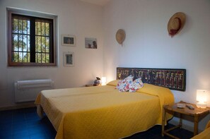 3 bedrooms, iron/ironing board, WiFi, bed sheets - Villa Letizia on the sea of Salento (Upper Floor) (Leporano Marina)
