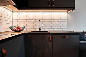 Superior Loft (Metropolitan) | Private kitchenette | Espresso maker - CLOUD No7 LOFTS (Stuttgart)