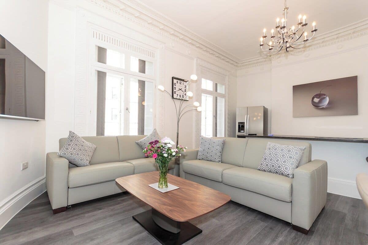 House (1 Bedroom) | Front of property
