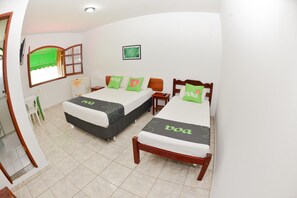 Superior Triple Room | Bed sheets