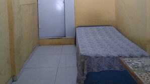 Single Room | WiFi (free), bed sheets - Pousada Itaipu (Niteroi)