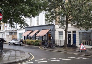 Apartment | Street view - Victoria Charming Atmosphere (London)