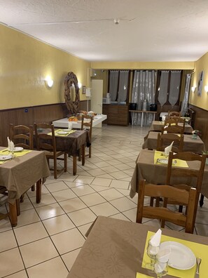 Daily buffet breakfast (EUR 12.50 per person)