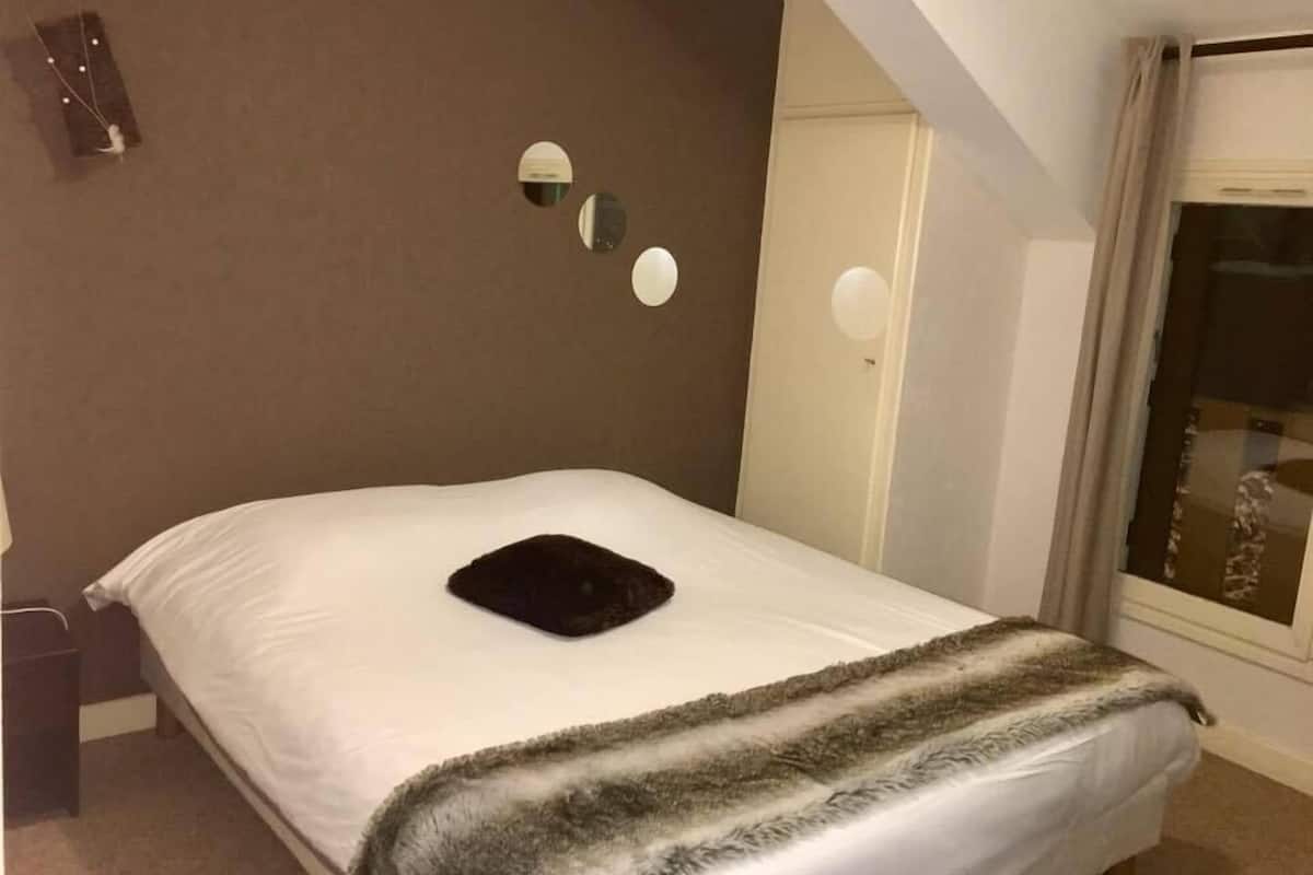 Kamar Double | Kedap suara, Wi-Fi gratis, dan seprai linen