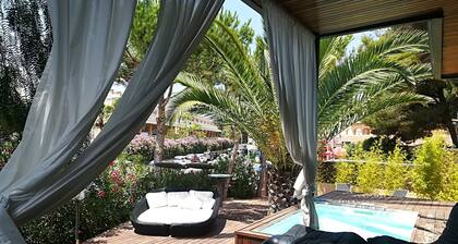 VILLA LARES at 150m from the beach of Cala Mendia