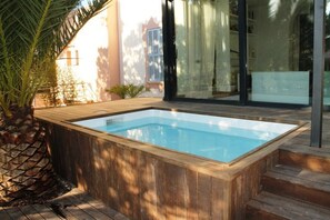 Udendørs pool