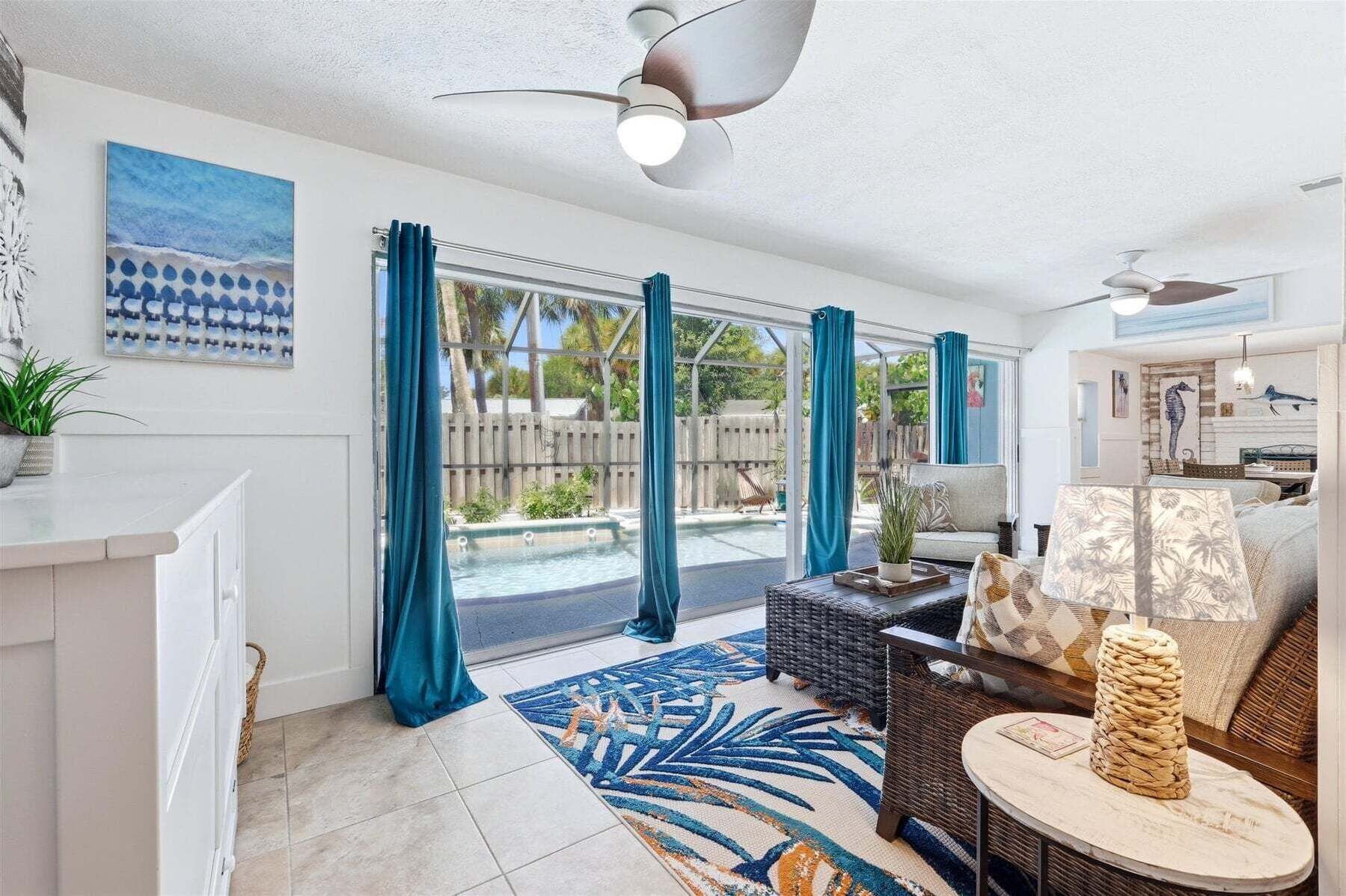 Siesta Key Vacation Rental Home Close To Village With Swimming Pool And Free Wifi - Siesta Key, FL