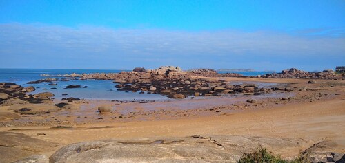 Vacation home on the Pink Granite Coast