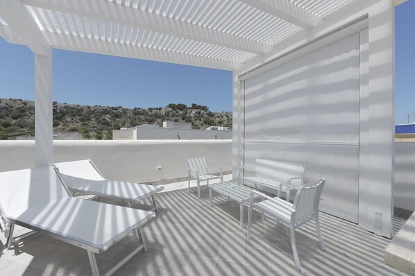 Apartment, 2 Bedrooms | Terrace/patio
