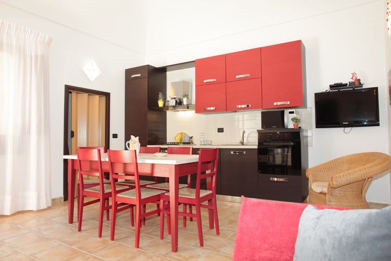 Căn hộ, 2 phòng ngủ | Khu vực ăn uống tại phòng