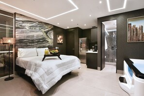 6 bedrooms, in-room safe, free WiFi - Luxury Combo Apartments with Jacuzzis and View (Medellín)