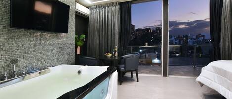 6 chambres, coffres-forts dans les chambres, Wi-Fi gratuit