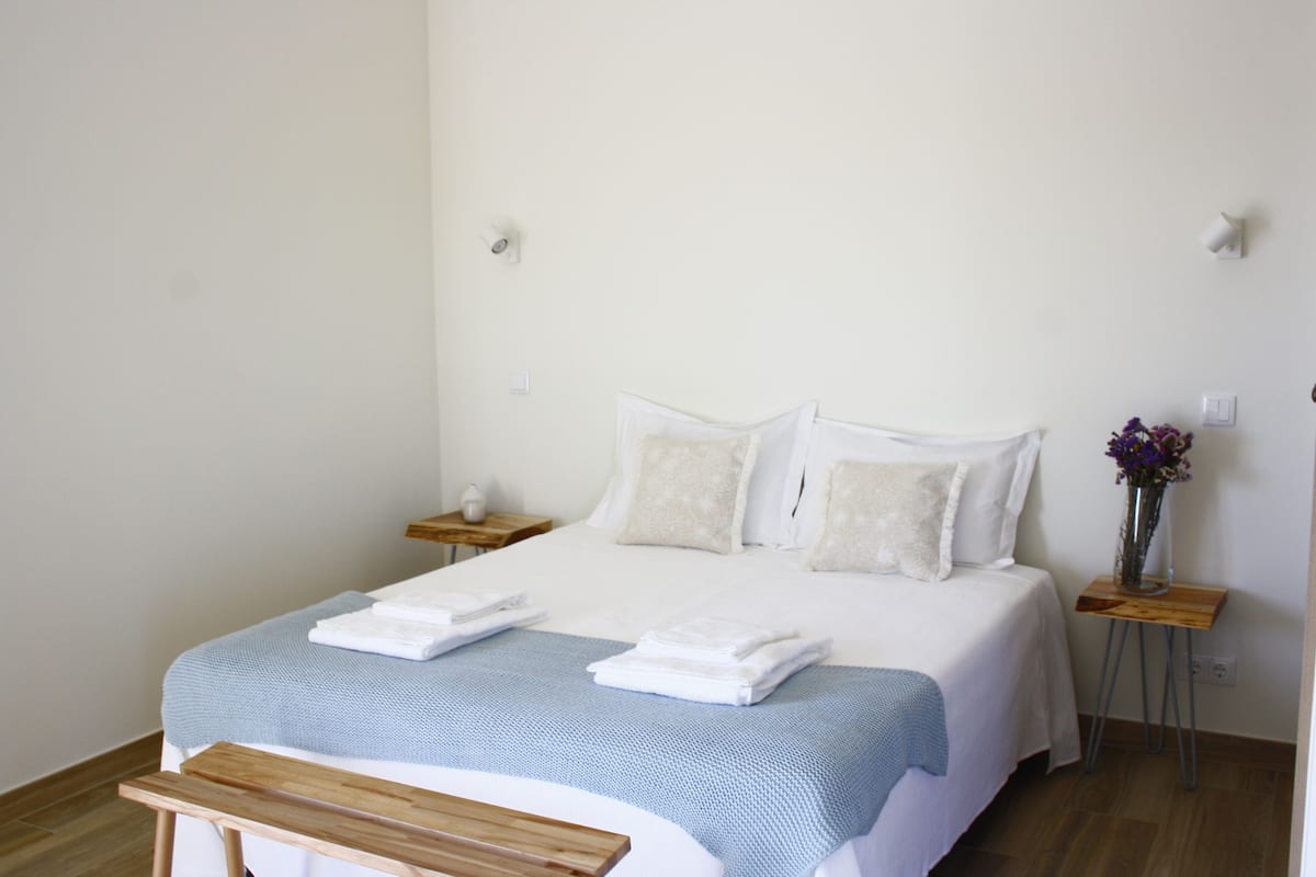 Standard Suite | 1 bedroom, hypo-allergenic bedding, laptop workspace, blackout curtains