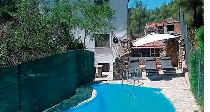 IDEAL HOUSE FOR FAMILIES WITH CHILDREN AND PETS