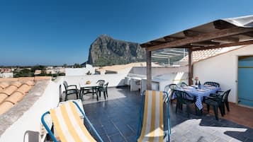 Apartment, 2 Bedrooms | Terrace/patio