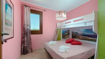 Căn hộ, 2 phòng ngủ | Trang trí khác biệt, trang bị nội thất với thiết kế riêng biệt