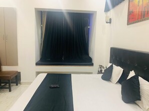 Caja de seguridad en la habitación y sistema de insonorización 