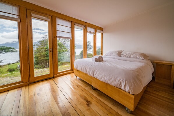 Doppel- oder Zweibettzimmer | BettwÀsche, Rollstuhlgeeignet