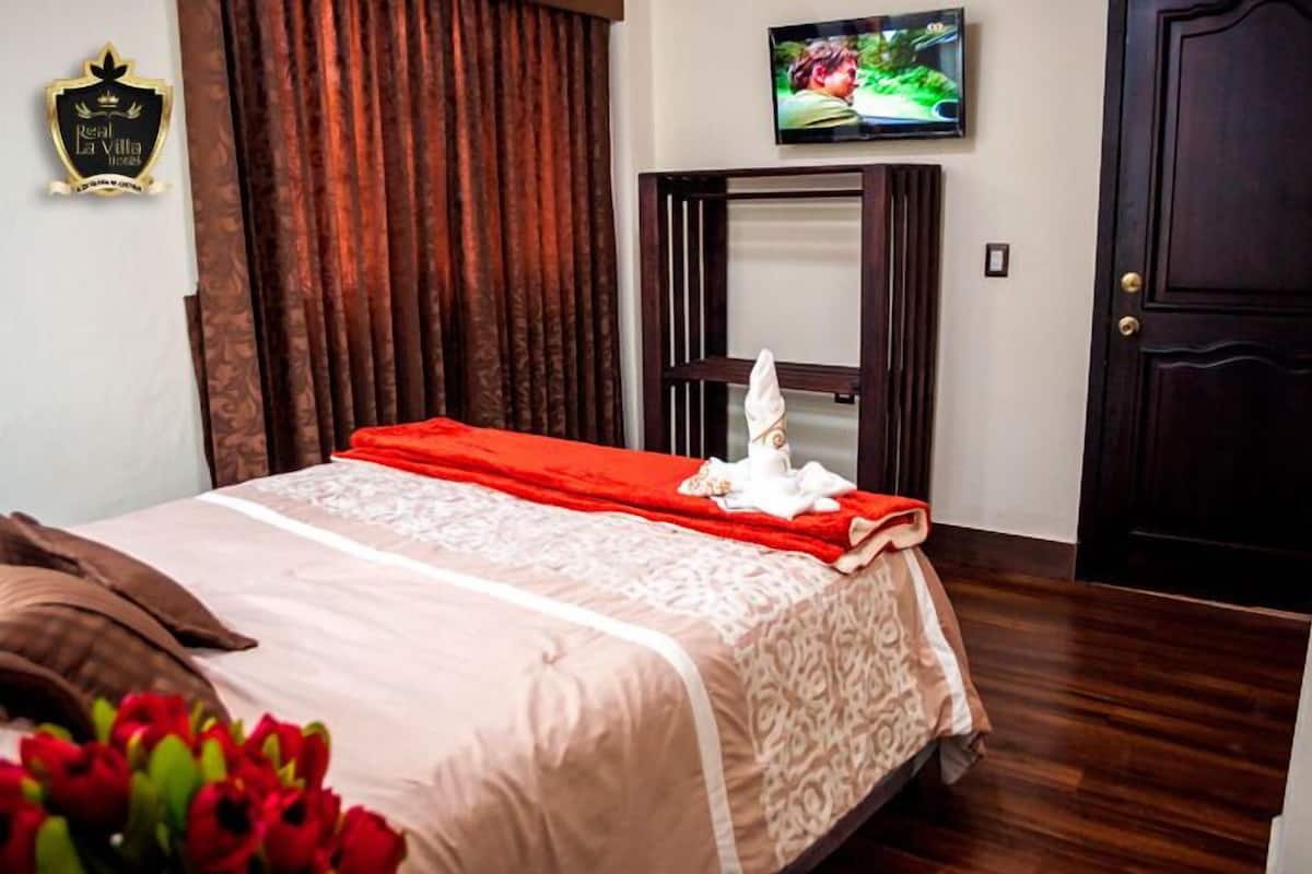 Single Room, 1 Queen Bed | Free WiFi, bed sheets