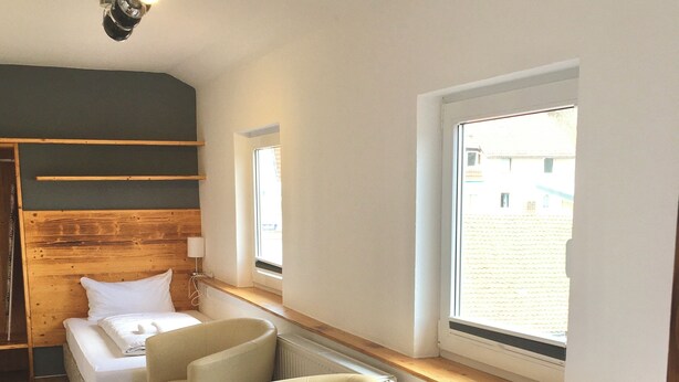 Economy Suite | Free WiFi, individually furnished - Dein hotel (Braunlage)