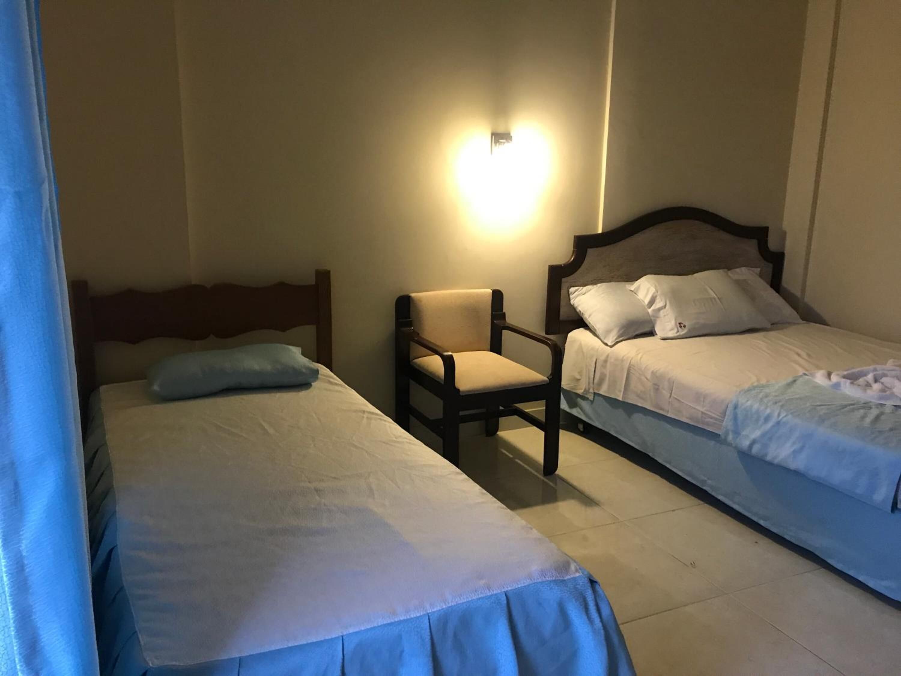 in-room safe, free wifi, bed sheets