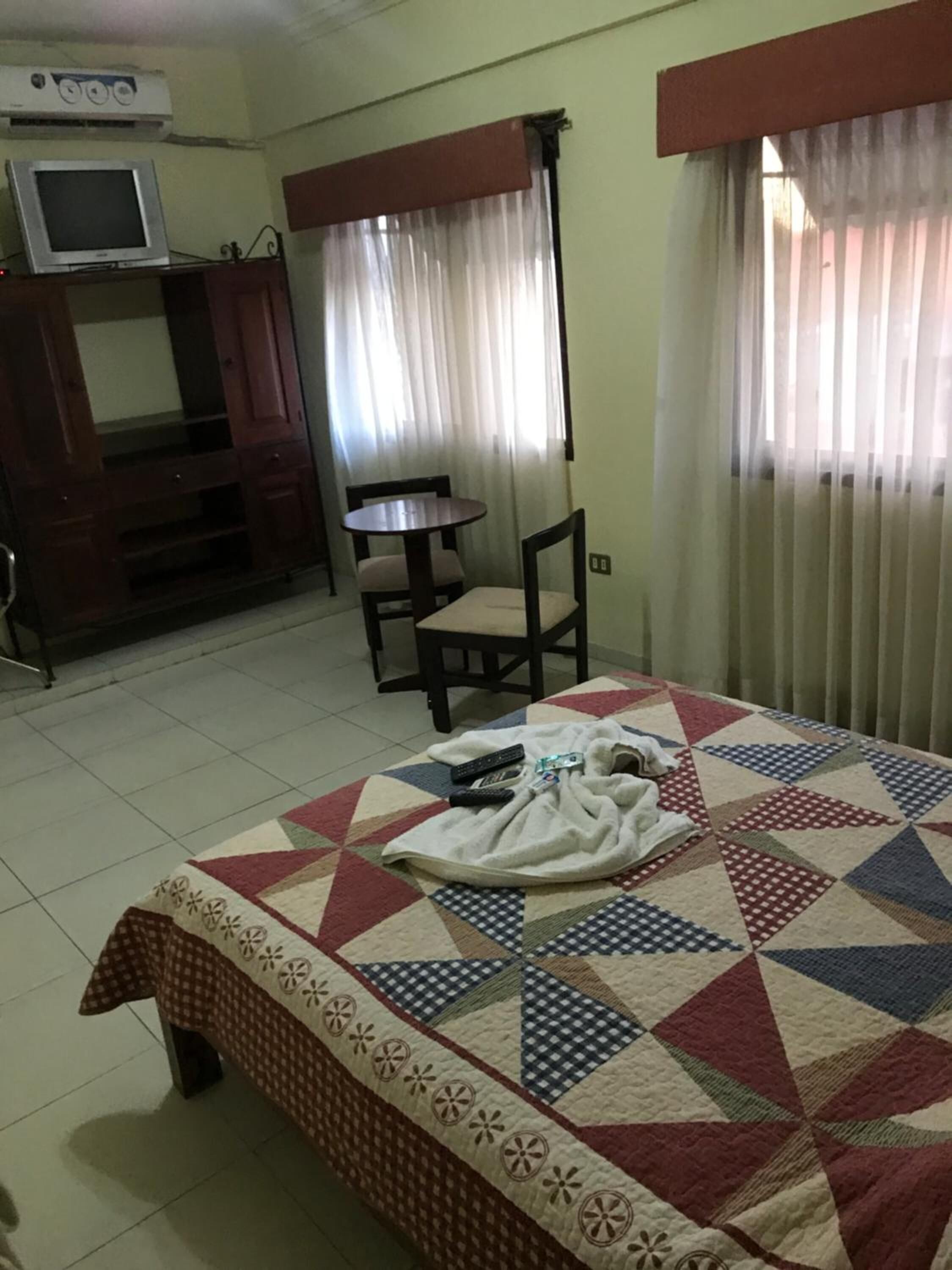 in-room safe, free wifi, bed sheets