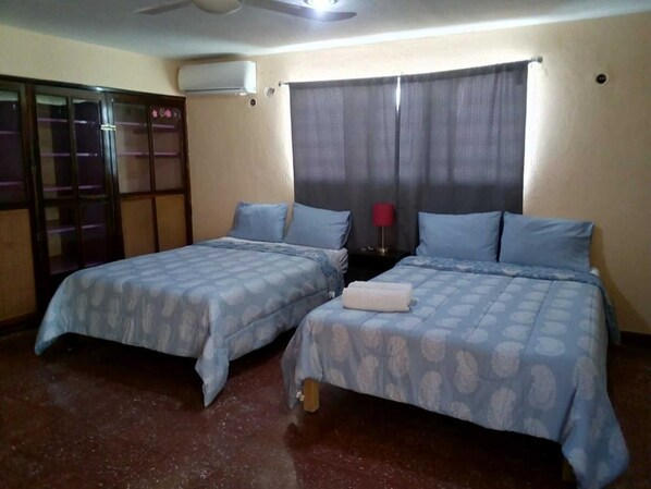 Deluxe Quadruple Room | Iron/ironing board, free WiFi, bed sheets - Mayan Hotel Boutique (Mérida)