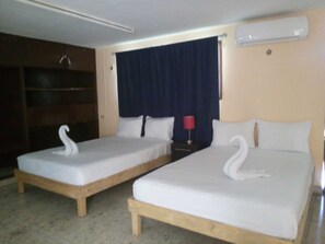 Iron/ironing board, free WiFi, bed sheets - Mayan Hotel Boutique (Mérida)