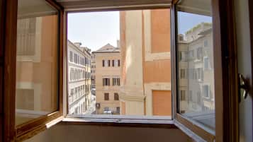 Apartment, Private Bathroom, City View (Rinidia Roma Centro) | View from property
